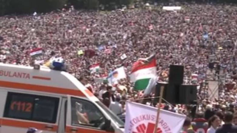 Pelerinaj de Rusaliile catolice. Peste 100.000 de credinciosi au venit la Sumuleu Ciuc Imagine