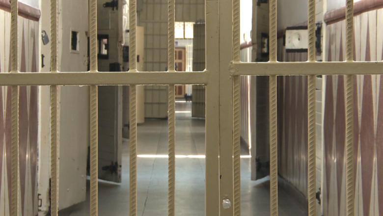 Penitenciarul Vaslui, amendat. Actiunea, pentru ca detinutii au primit pasta de dinti expirata Imagine