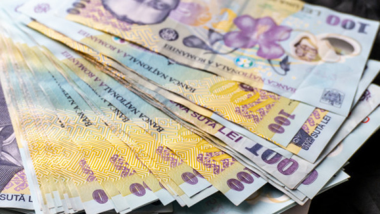 Pensiile private P2 si P3 vor fi dublu impozitate. Cati bani ii va lua statul unei persoane care a adunat 28.000 de lei la pensie Imagine