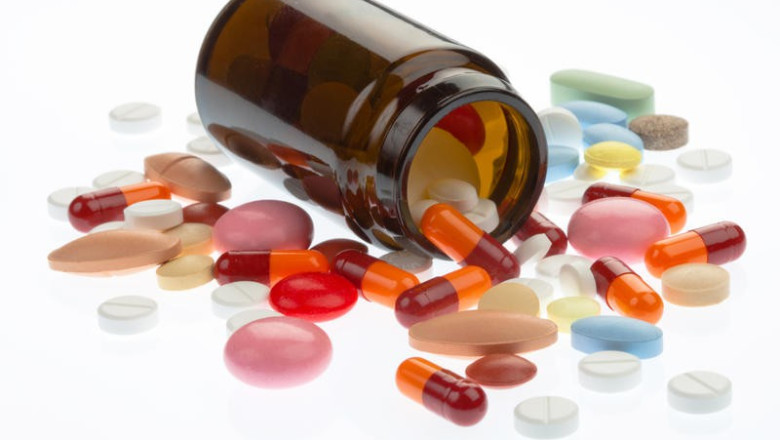 Pensionarii risca sa ramana fara medicamente din cauza conflictului dintre medicii de familie si CAS Imagine