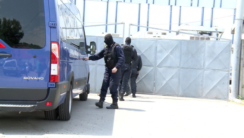 Perchezitii de amploare in judetul Galati Imagine