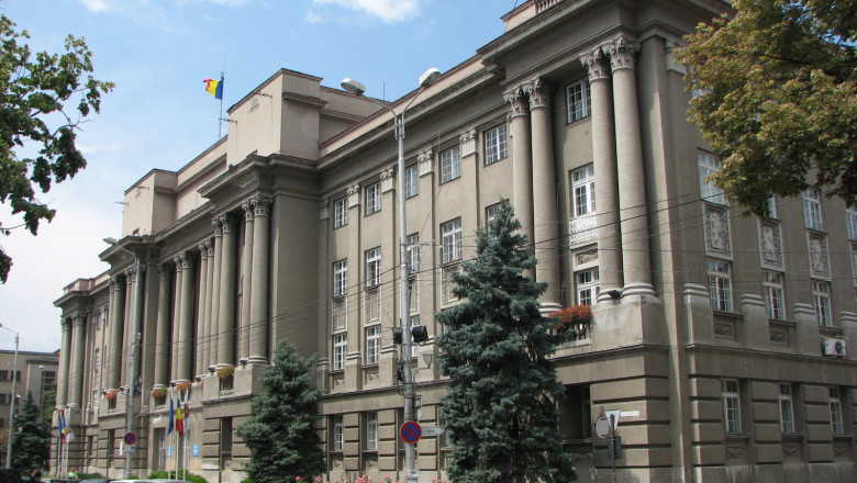 Perchezitii DNA la Consiliul Judetean Timis. Seful CJ, Titu Bojin, dus la audieri la Bucuresti Imagine