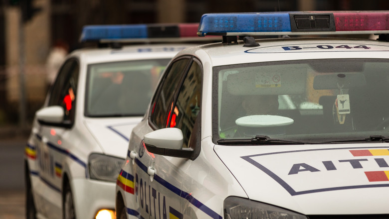 Perchezitii in Olt la un barbat care detinea ilegal serpi si ii hranea cu animale vii. A fost deschis dosar penal Imagine