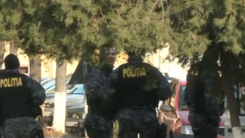 Perchezitii la camatari. Sunt vizate gruparile Caran, Duduianu, Vancica si Rinu Imagine