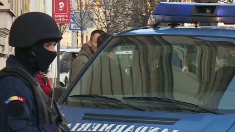 Perchezitii la case de schimb valutar Imagine