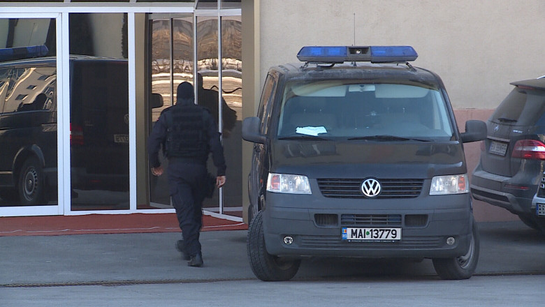 Perchezitii la CFR si o companie privata de transport  Imagine