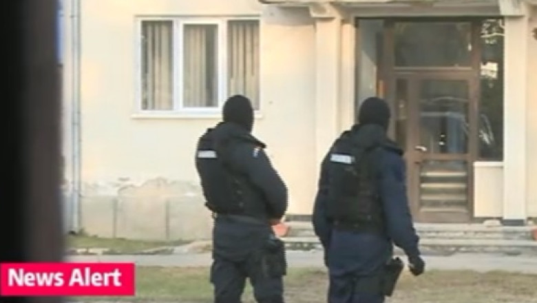 Perchezitii la Spitalul Judetean de Urgenta Pitesti, intr-un dosar de delapidare si abuz in serviciu Imagine