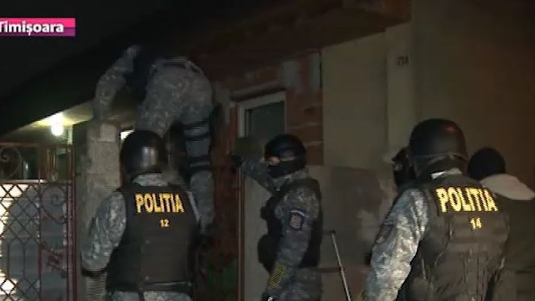 Perchezitii la traficantii de droguri. Operatiunea oamenilor legii a avut loc in Timisoara, Biled si Giroc Imagine