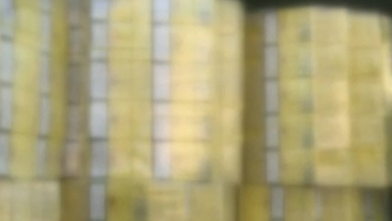 Perchezitii la traficantii de tigari in Botosani si Iasi Imagine