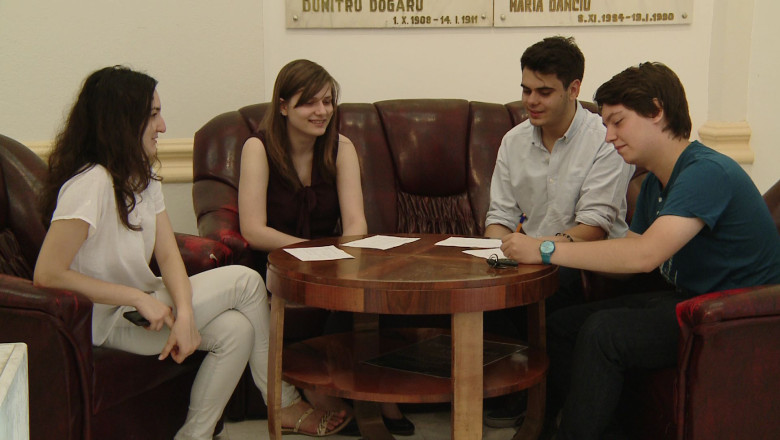 Performanta inlatura finantarea europeana. Inspectoratele cu rezultate slabe la examene vor medita elevi pe bani europeni Imagine