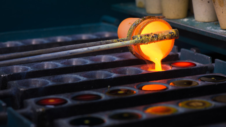 Performanta stiintifica: Plumb transformat in aur de cercetatorii de la CERN. „A fost visul alchimistilor medievali” Imagine