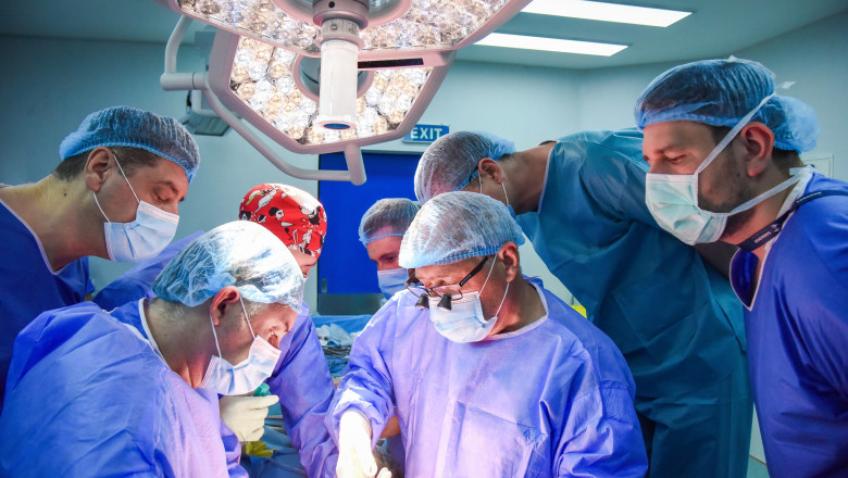 Performante deosebite in transplantul hepatic de la donator viu, la Spitalul Clinic SANADOR Imagine