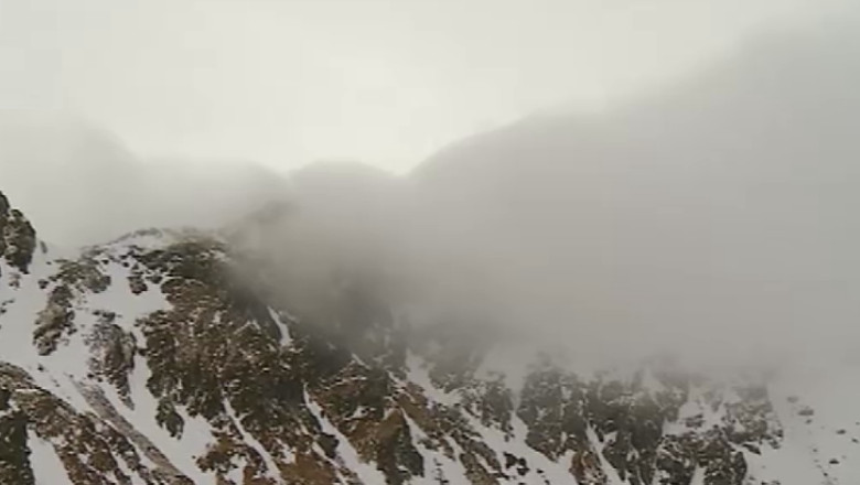 Pericol de avalansa in Muntii Fagaras Imagine