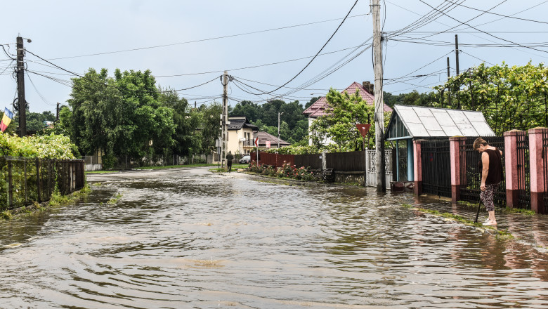 Pericol de inundatii in noua judete din tara. A fost emisa o avertizare cod galben de viituri Imagine