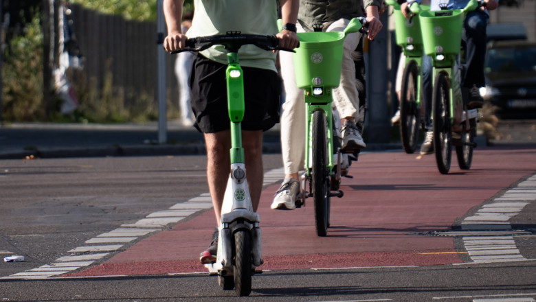 Permis pentru trotinete si biciclete electrice. Un proiect de lege a fost depus in Parlament Imagine