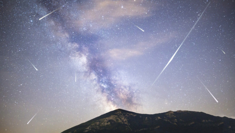 Perseide 2025. Cea mai spectaculoasa ploaie de stele din aceasta vara va putea fi admirata saptamana viitoare. Cand ating punctul maxim Imagine