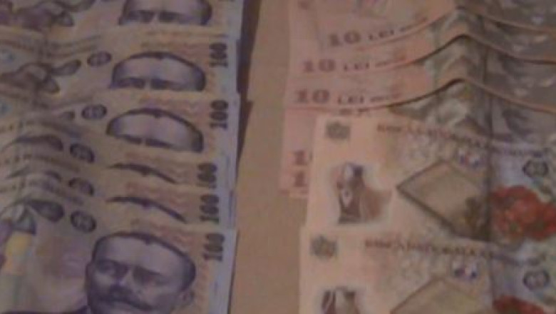 Persoane retinute pentru furt din apartamente. Prejudiciul ajunge la 150.000 de lei Imagine