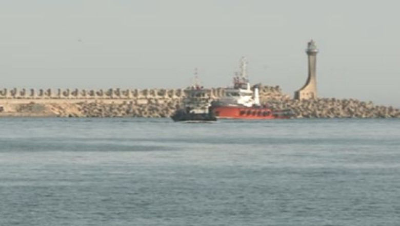 Pescador, in pericol pe mare. 132 de persoane erau la bord Imagine