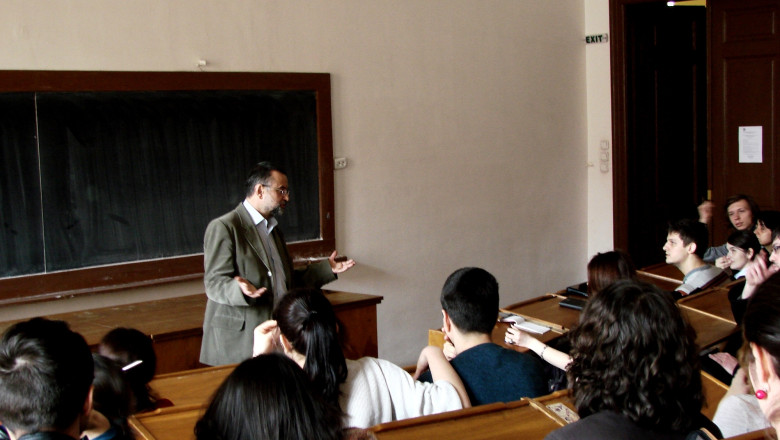 Peste 1.200 de posturi didactice in universitatile de stat vor fi scoase la concurs Imagine