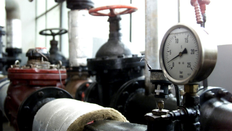 Peste 1,7 milioane de bucuresteni nu au apa calda. Distrigaz a anuntat reluarea distributiei gazelor in regim normal Imagine