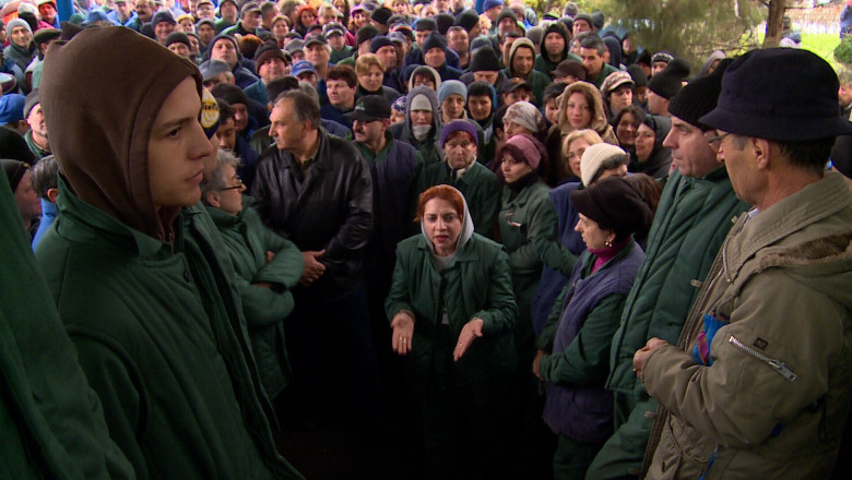 Peste 100 de angajati ai Electroputere Craiova au protestat, nemultumiti ca nu si-au primit salariile Imagine