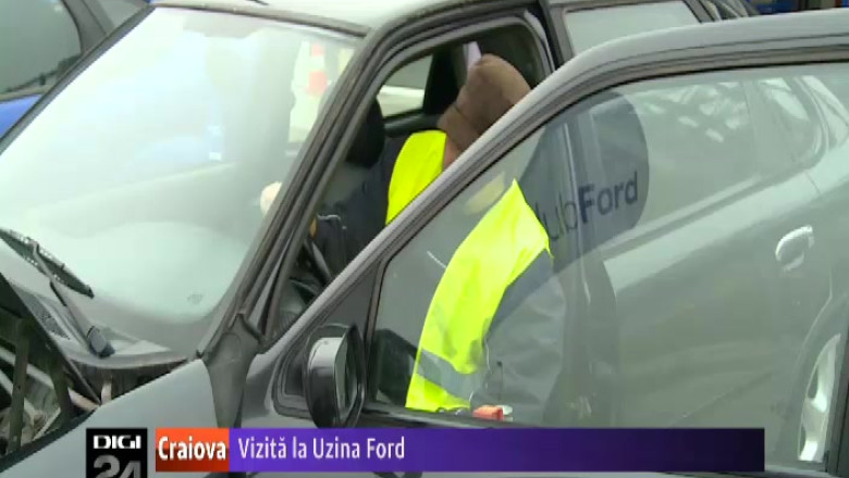 Peste 100 de membri ai ClubFord Romania au vizitat uzina de la Craiova Imagine