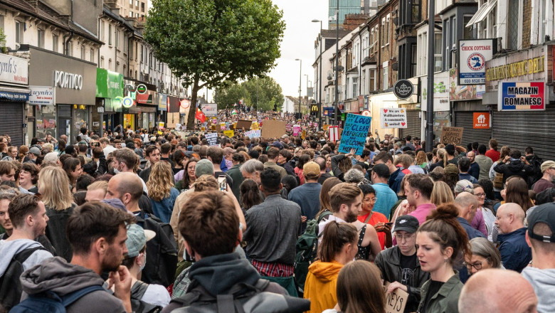 Peste 400 de oameni arestati la un miting pro-Palestina, in Londra. Keir Starmer: Protestatarii sa respecte durerea evreilor britanici Imagine