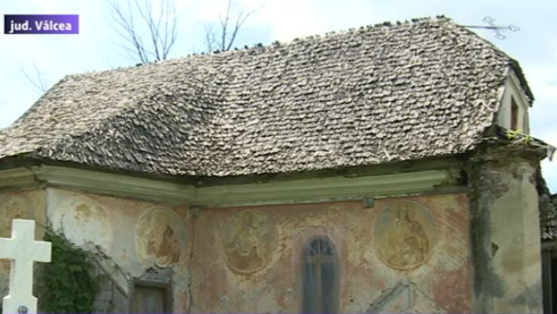 Peste o suta de biserici de patrimoniu sunt lasate sa se prabuseasca Imagine