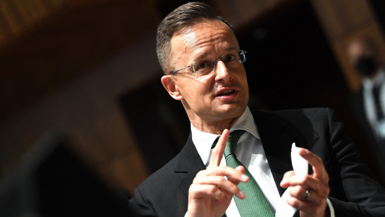 Peter Szijjarto ii invita pe rusi in vizita si spune ca le da vize Schengen. „Ungaria este un loc minunat” Imagine