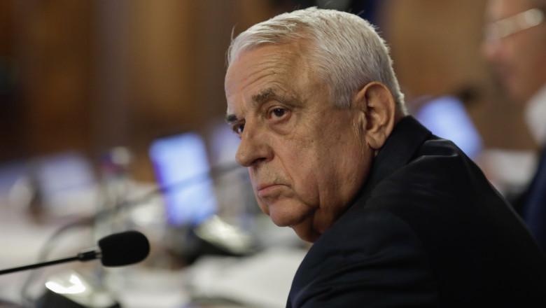 Petre Daea incepe din nou razboiul impotriva cormoranilor: „Mananca mai mult peste decat romanii” Imagine