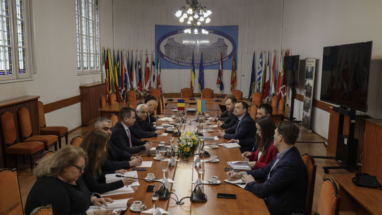 Petre Daea se intalneste azi cu ministrul ucrainean al agriculturii sa discute problema cerealelor ucrainene Imagine