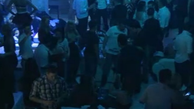 Petrecere de Craciun in club Imagine