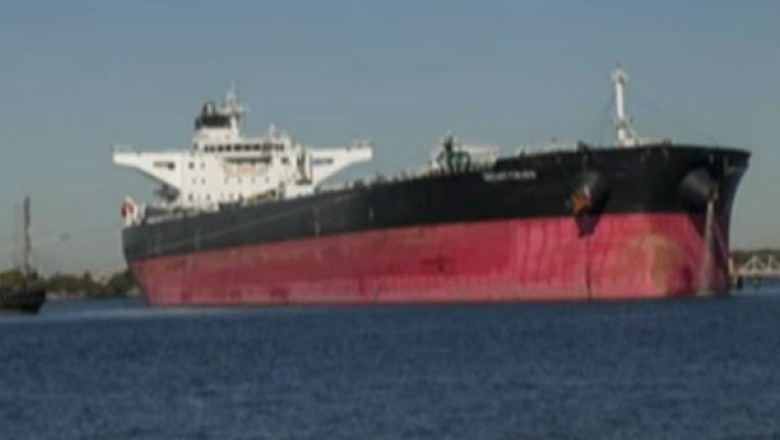 Petrolier din Coreea de Nord, acostat intr-un port libian controlat de o grupare rebela, amenintat ca va fi aruncat in aer Imagine