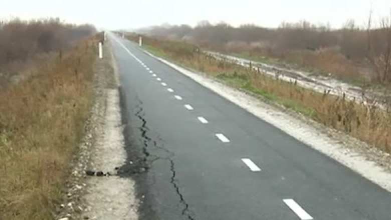 Pista de biciclete care leaga Timisoara de Serbia, deteriorata inainte de inaugurare Imagine