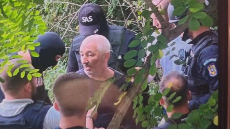 Pistolarul din Gorj a fost prins pe un camp. El ar fi folosit pistolul pentru a incerca sa scape de politisti Imagine