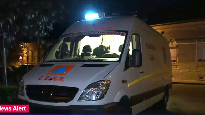 Plan rosu de interventie declansat la o biserica din Timisoara din cauza unui miros intepator Imagine