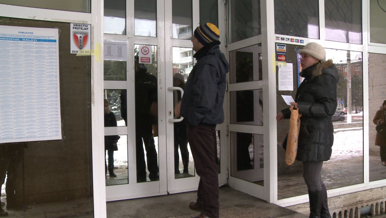 Plata taxelor locale se amana Imagine