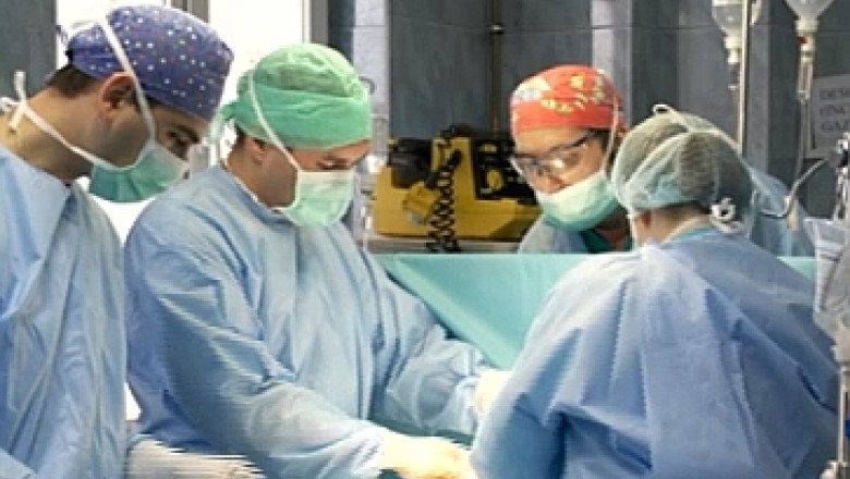 Plusuri in Sanatate: Spitalul Judetean Craiova a fost acreditat pentru prelevare si transplant de tesut osos Imagine