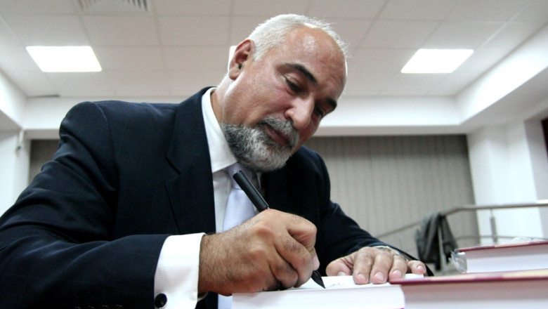 PNL cauta inlocuitor pentru Varujan Vosganian. Azi se decide cine va fi noul ministru  Imagine