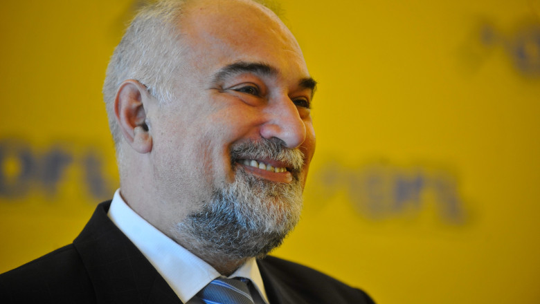 PNL cauta un inlocuitor pentru Varujan Vosganian la Ministerul Economiei. Cine sunt favoritii Imagine