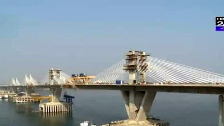 Podul Calafat - Vidin: societatea de administrare nu are nici un angajat, iar cabinele granicerilor sunt prea mici Imagine