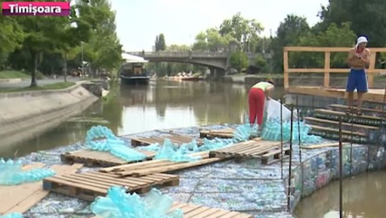 Podul din PET-uri de pe Bega, de Cartea Recordurilor, a fost demontat Imagine