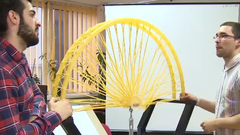 Poduri din spaghete Imagine