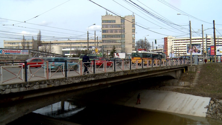 Podurile rutiere vor fi expertizate. Primaria va cheltui pentru studiile tehnice 700.000 de lei Imagine