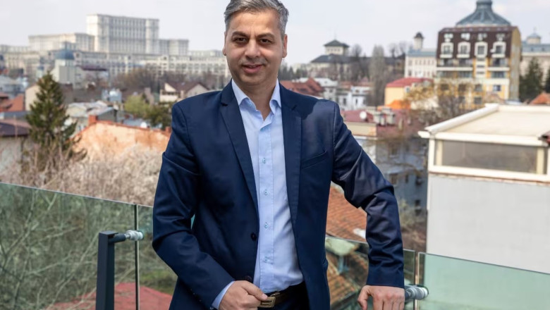 Politia Capitalei s-a sesizat si investigheaza cazul lui Bruno Mihailescu, sustinator al lui Georgescu, dupa ce a amenintat jurnalisti Imagine