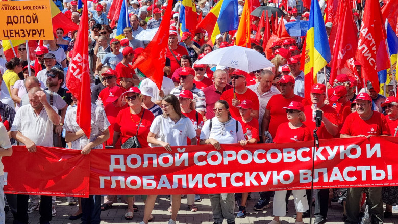 Politia din R Moldova: Mai multe persoane au primit bani pentru a lua parte la un miting al opozitiei. Cati bani au fost promisi Imagine