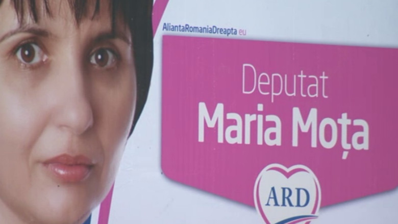 Politicianul, frate cu Photoshopul. Candidatii isi retuseaza imaginea ca sa dea bine la alegatori Imagine