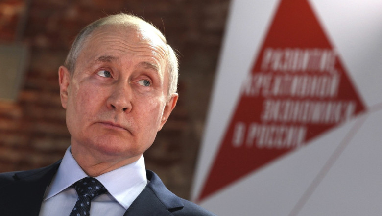 Politico: Cine sunt cei mai buni prieteni ai lui Putin din Parlamentul European. Multi dintre ei nu au votat niciodata impotriva Rusiei Imagine