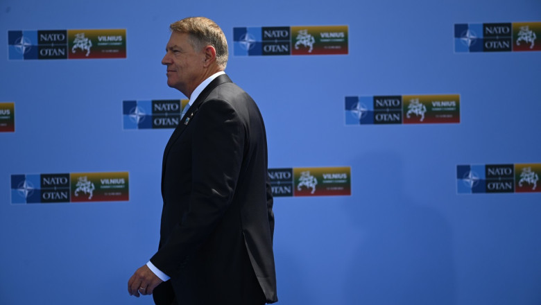 POLITICO: Creste presiunea asupra lui Iohannis ca sa se retraga din cursa pentru conducerea NATO. Scenarii vehiculate la Bruxelles Imagine