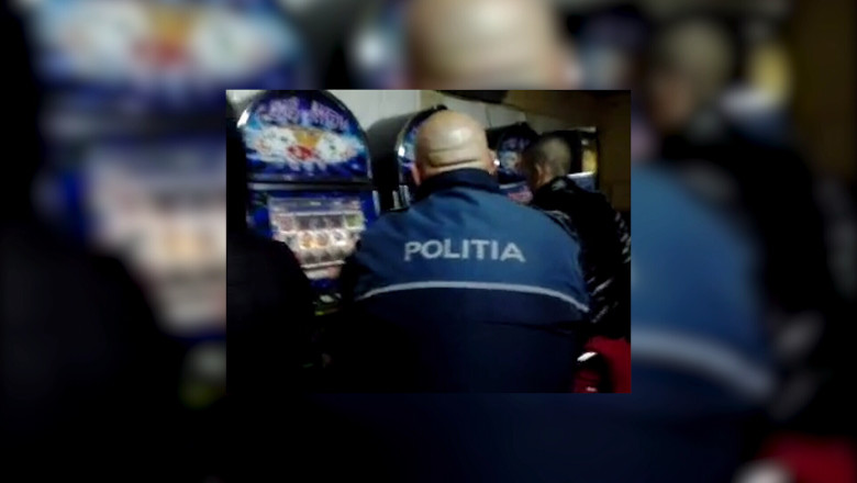 Politist din Craiova, filmat la jocuri de noroc Imagine